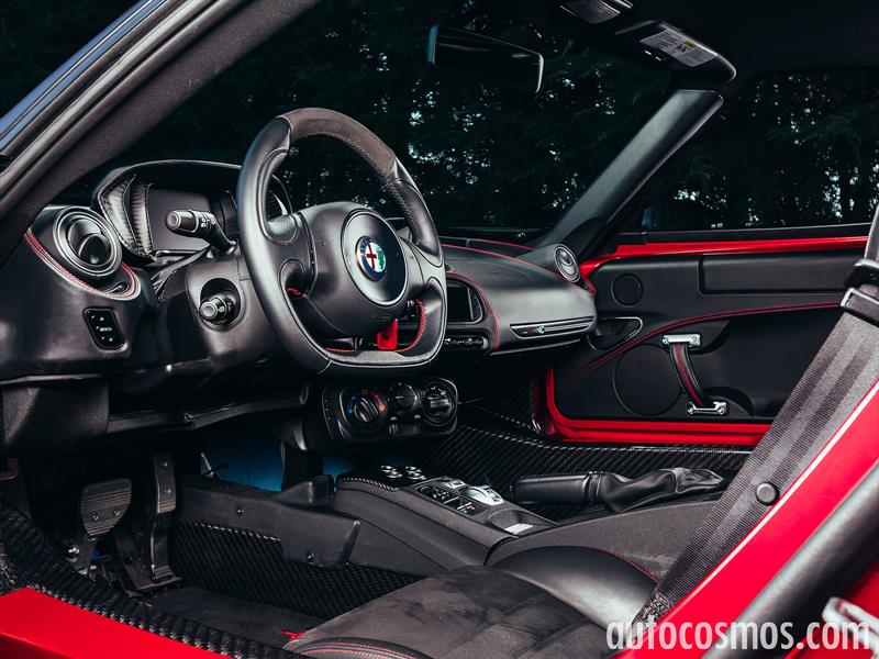 Alfa Romeo 4C 2015