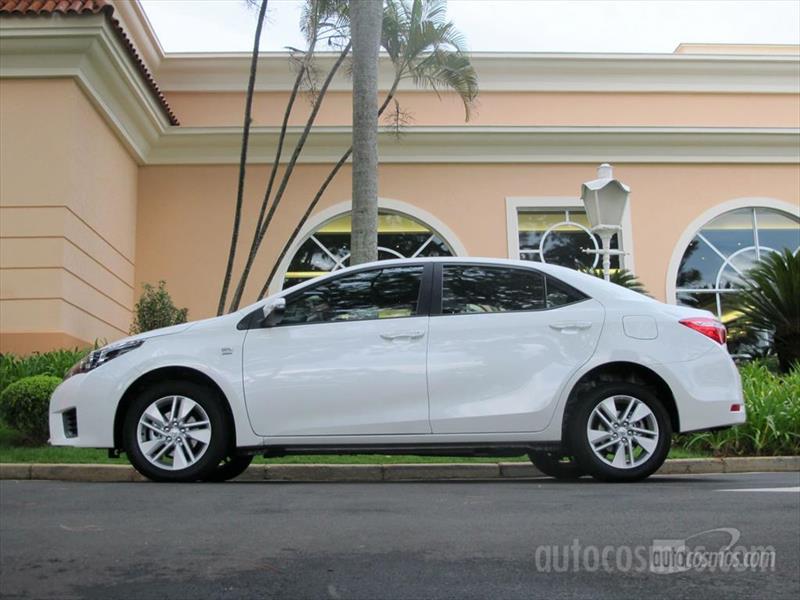 Manejamos el nuevo Toyota Corolla