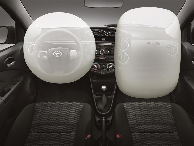 El Toyota Etios tiene alma resistente