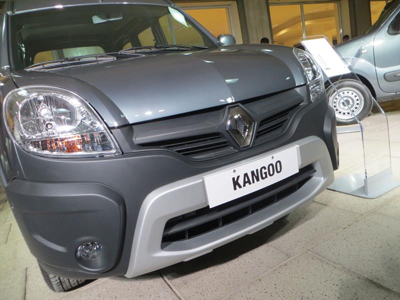 Renault Kangoo presenta novedades