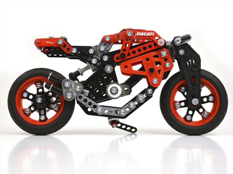 Ducati Monster 1200 S