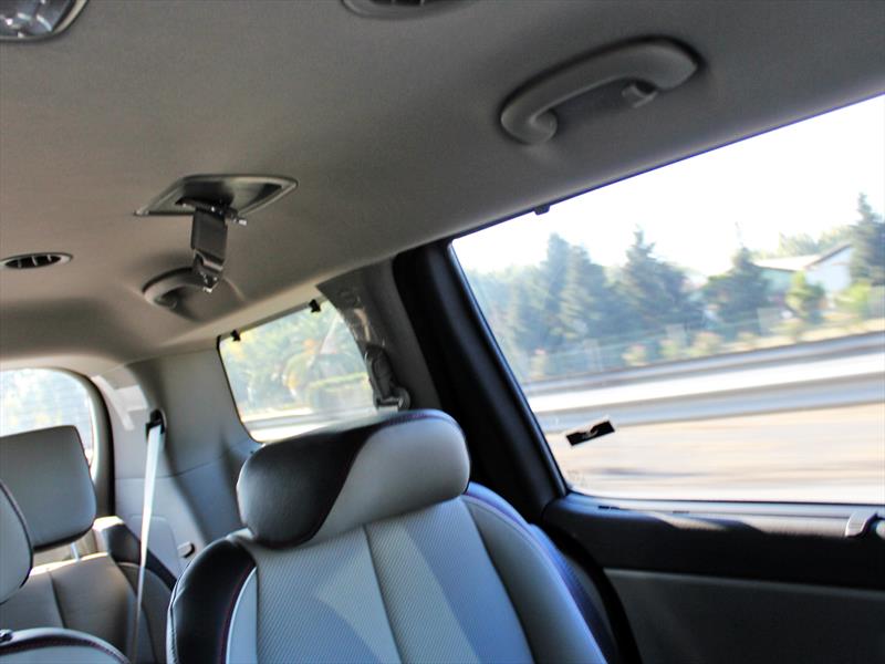 Nuevo Kia Grand Carnival 2015 Lanzamiento en Chile