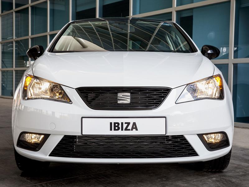 SEAT Ibiza Black 2015