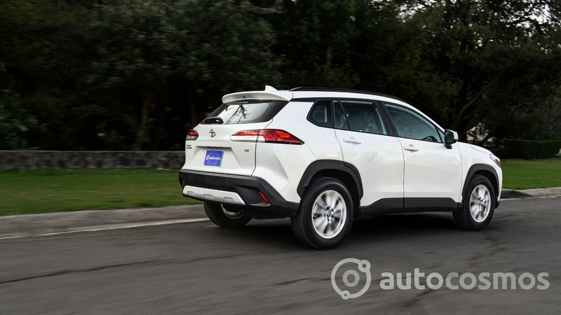 Toyota Corolla Cross 2022 a prueba