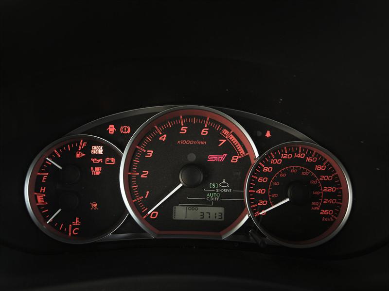 Subaru Impreza WRX STi sedán 2011 prueba