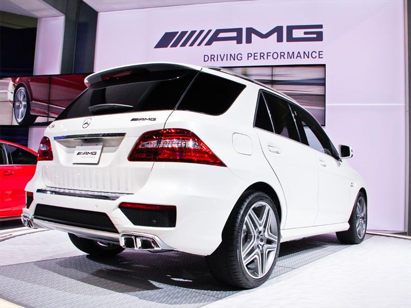 Mercedes-Benz ML 63 AMG Salón de Los Angeles