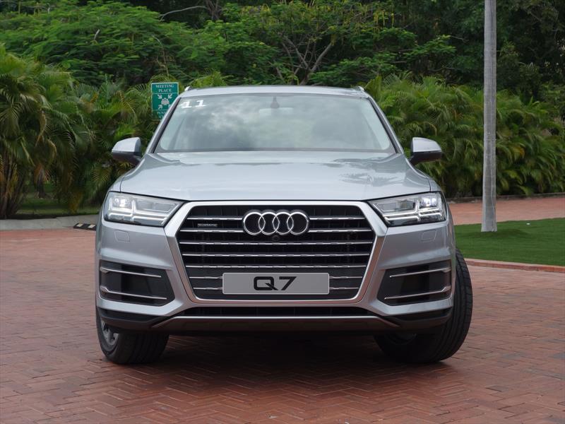Audi Q7  Copia