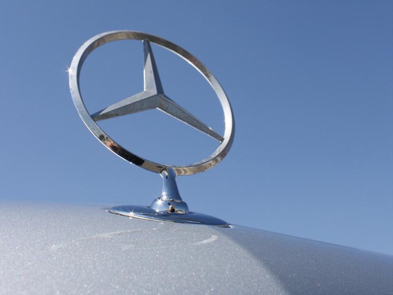 Mercedes-Benz E250 CGI Avantgarde 2012 a prueba