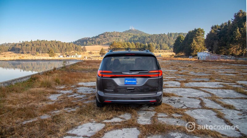 Chrysler Pacifica 2021 a prueba