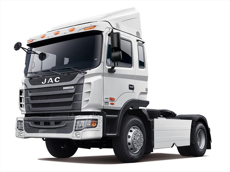 JAC Camiones - Lander 3262 y Cruiser 4181
