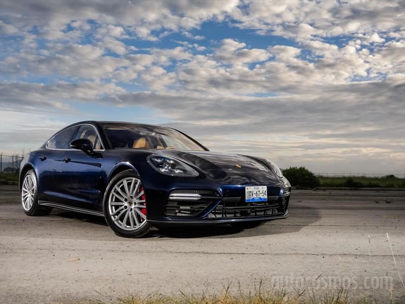 Porsche Panamera Turbo 2017