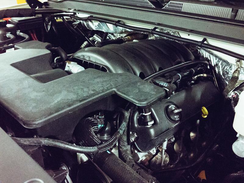 Chevrolet Suburban 2015