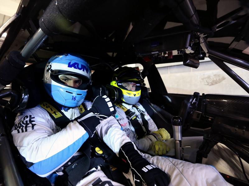 El Kun Aguero y Nico Rosberg, juntos en la pista