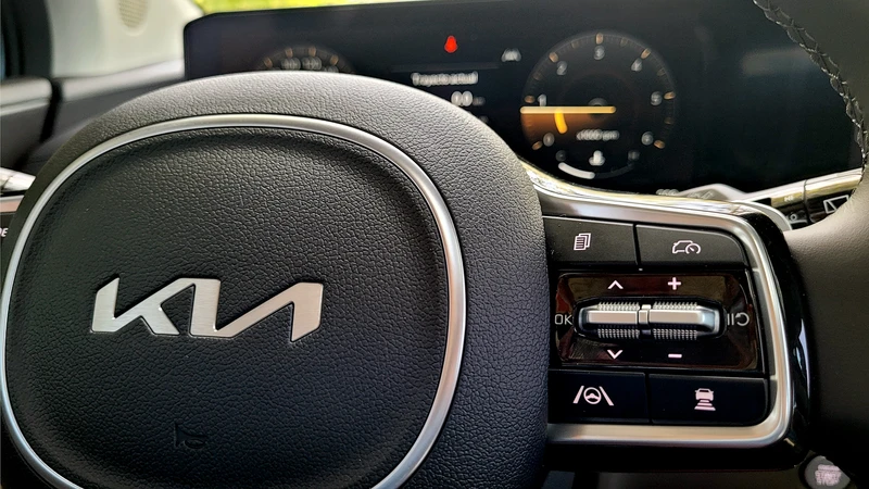 Test Drive Kia Carnival: la nave especial estrena