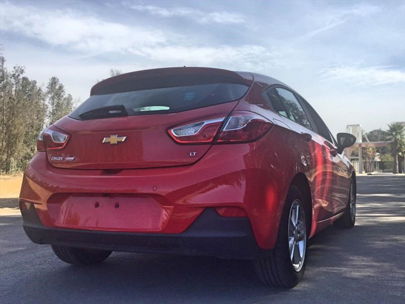 Chevrolet Cruze HB 2017