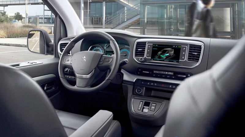 Peugeot e-Traveller 2021