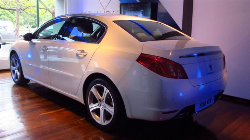 Peugeot 508 HDi 2.0 y GT 2.2 en Argentina