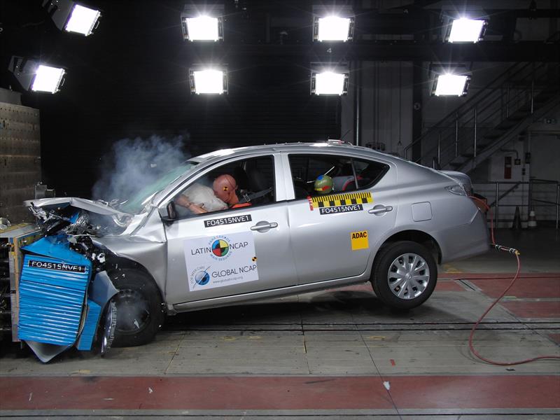 Nissan Versa en Latin NCAP 2015