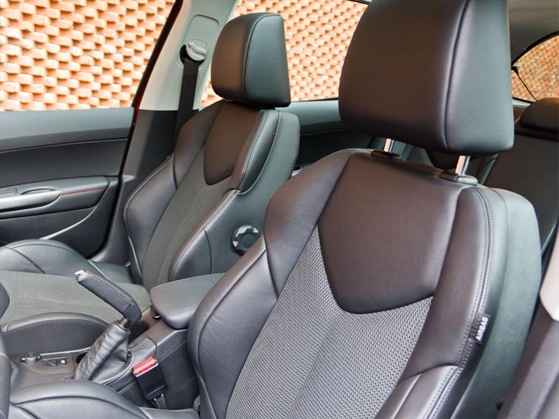 Peugeot 308 RC Turbo 2012 a prueba