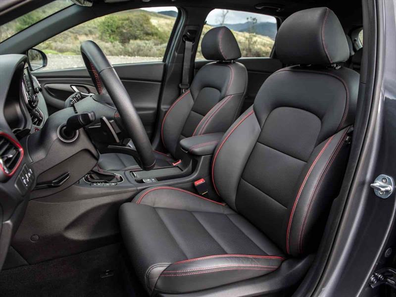 Hyundai Elantra GT 2018