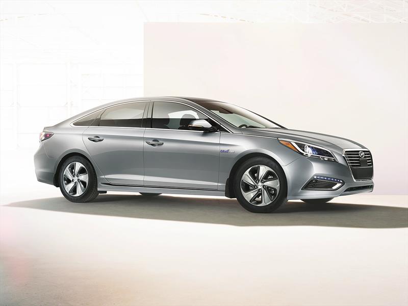Hyundai Sonata Plug-in Hybrid 2016
