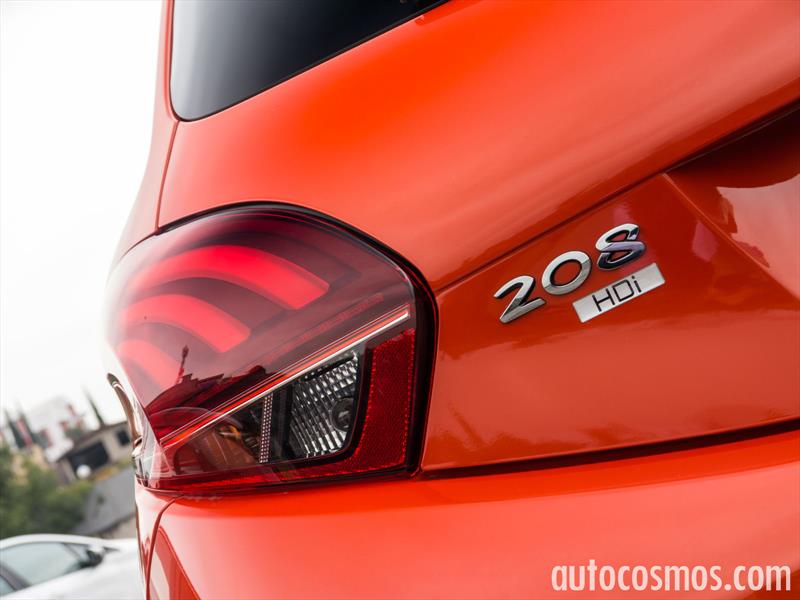 Peugeot 208 2016