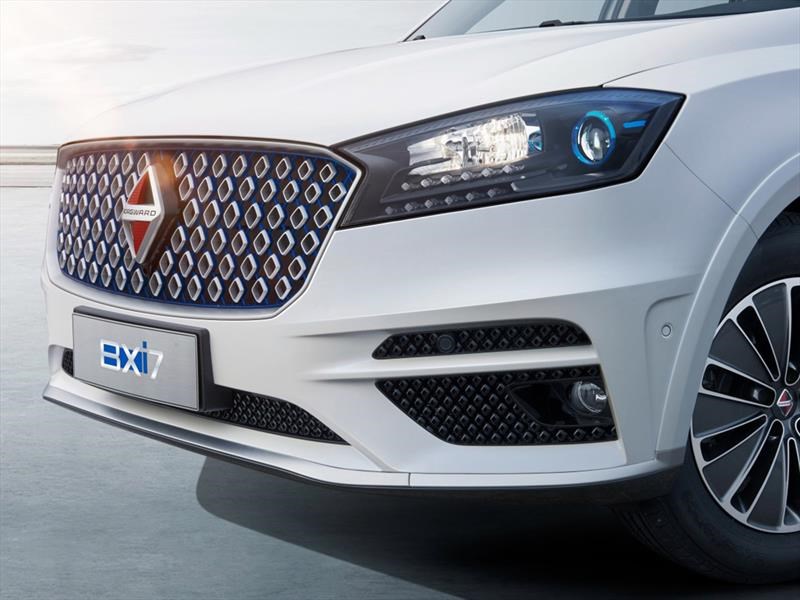 Borgward BXi7