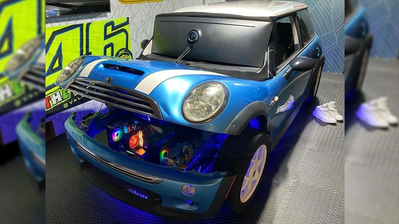 MINI Cooper hecho simulador