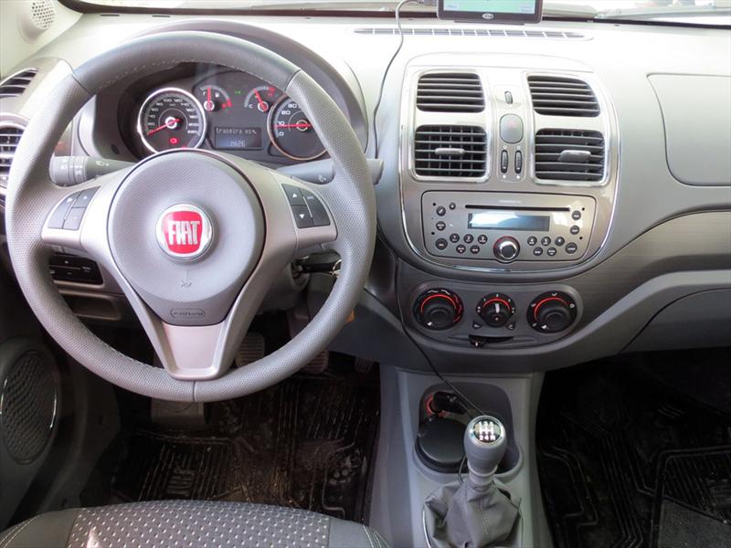 Nuevo FIAT Grand Siena en las rutas de Chile