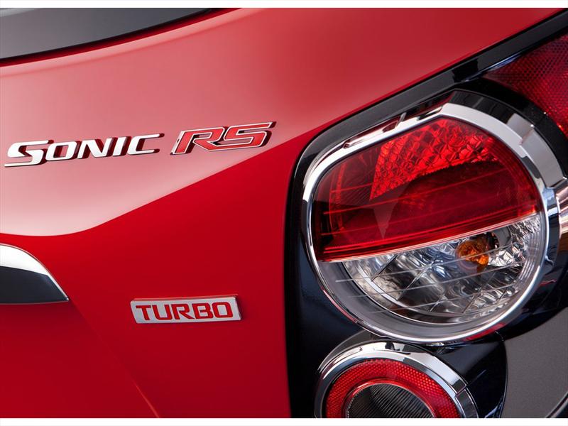 Chevrolet Sonic RS 2013