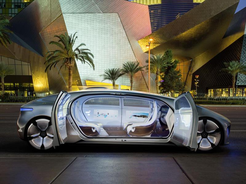 Mercedes-Benz F 015 Luxury in Motion