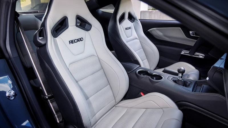 Ford Mustang 2024