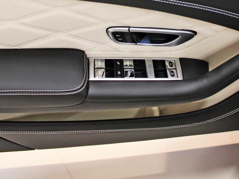 Galería: Bentley y Lamborghini Estreno en Chile