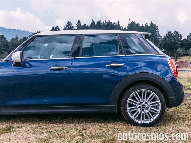 MINI Cooper S 5 puertas 2015