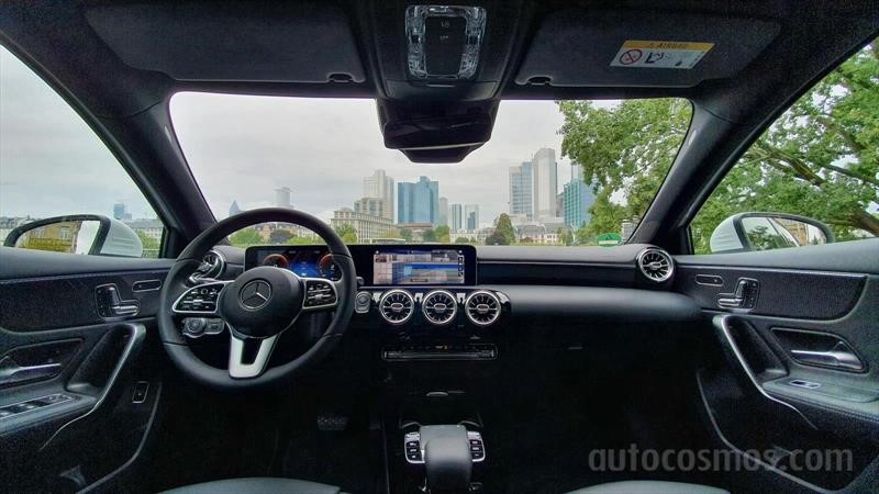 Mercedes-Benz A 250 e, el nuevo híbrido de entrada