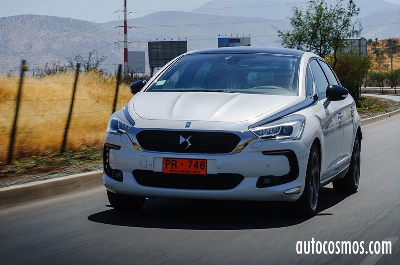 Test Drive: DS5 2017