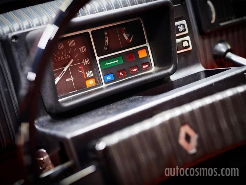 120 años, visita a Renault Classic