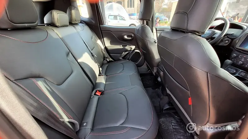 Jeep Renegade MY2023 anticipo La Rural