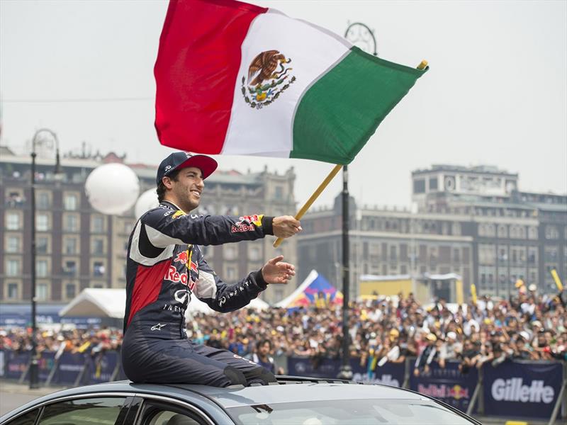 Infiniti Red Bull Racing ShowRun 2015