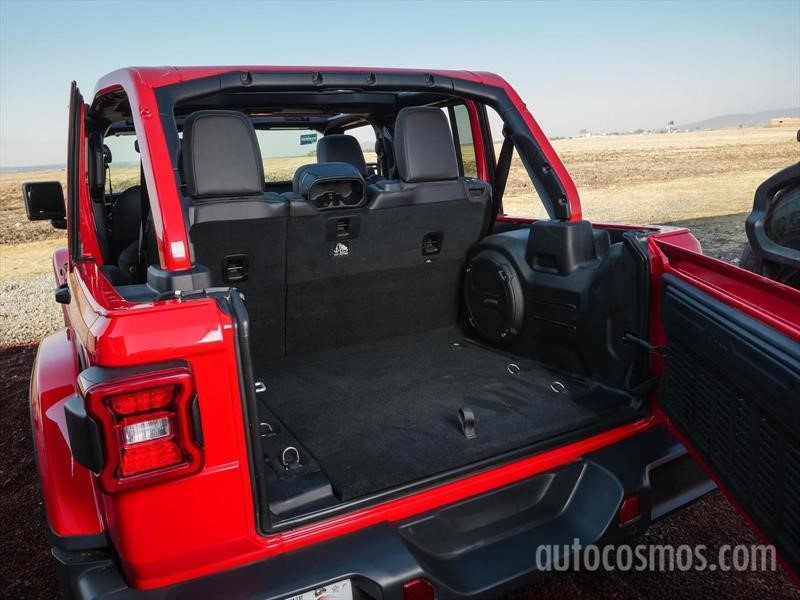 Jeep Wrangler Sahara 2018
