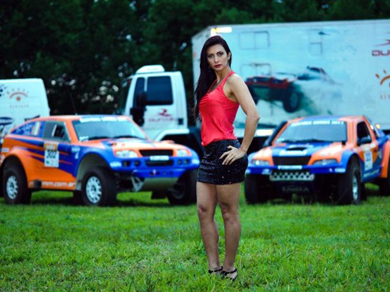 Helena Soares, la musa del rally brasileño