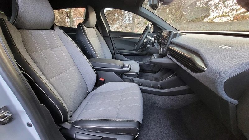 Test Drive Renault Megane E-Tech