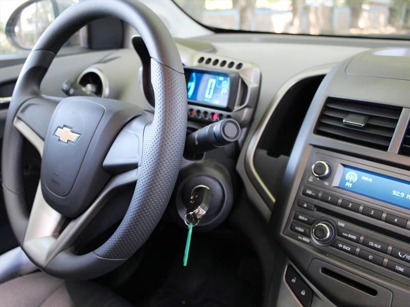 Prueba al Chevrolet Sonic Sedán 1.6 Automático