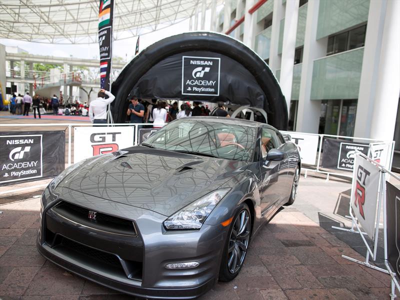 Nissan GT Academy México 2014