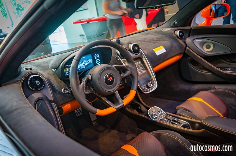 McLaren 570S Spider - Lanzamiento en Chile