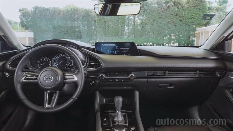 Mazda3 Sedán vs Mazda3 Hatchback