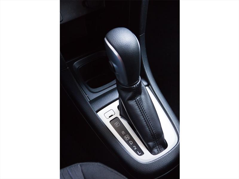 Suzuki Swift GLS Automático 2012