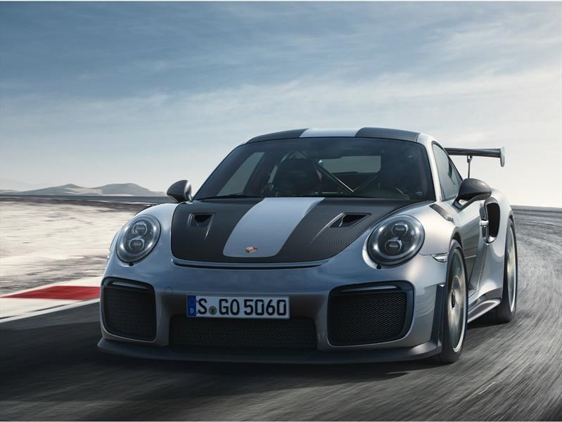 Porsche 911 GT2 RS 2018