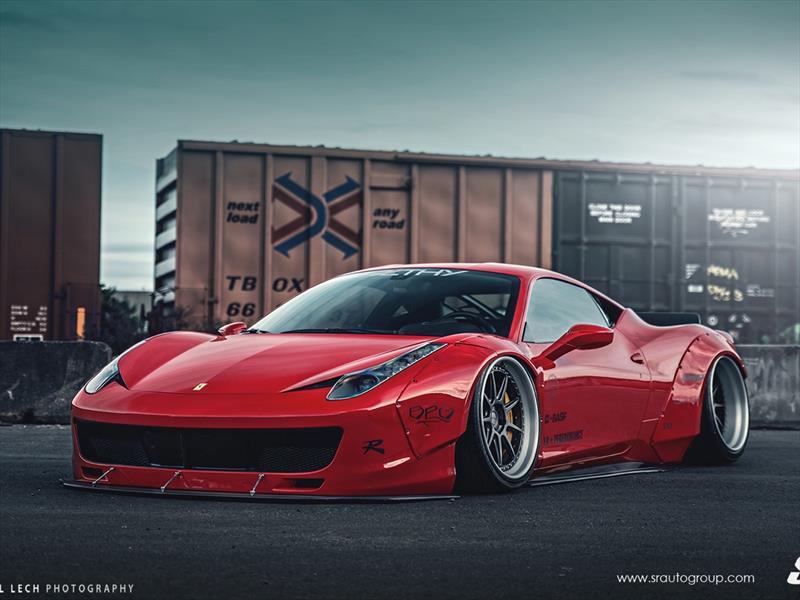 Liberty Walk Ferrari 458 Italia con rines PUR