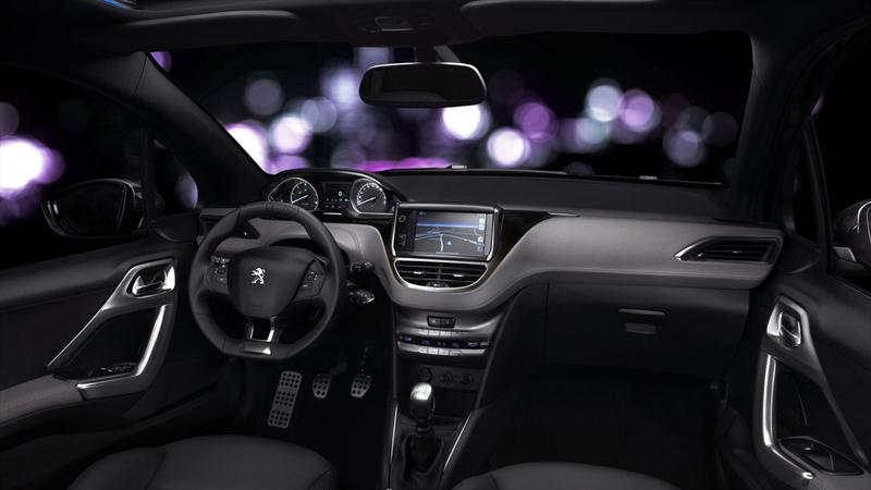 Peugeot 208 XY versión de producción en París